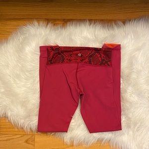 Lululemon Wonder Unders Size 4 Reversible Pink